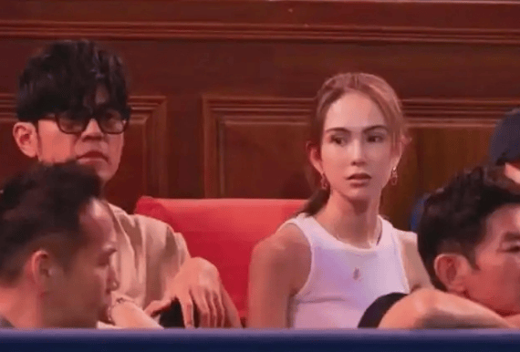 考古|昆凌现身暴瘦变化大!7年剖腹产下3娃<strong></p>
<p>抹茶交易所</strong>,从“打工妹”到“天王嫂”,她的辛苦谁懂