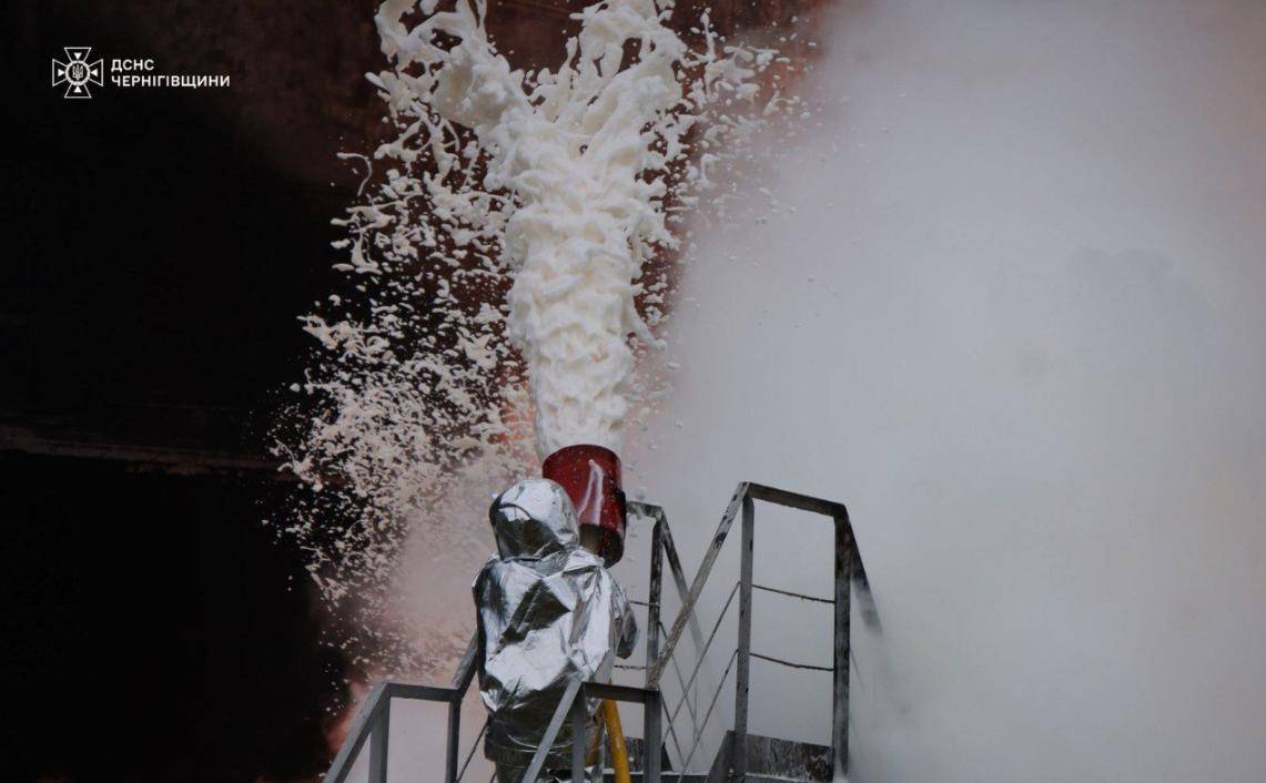 炸了一夜<strong></p>
<p>区块链</strong>,俄军大轰炸,基辅大停电:俄乌战争3年,普京太仁慈了