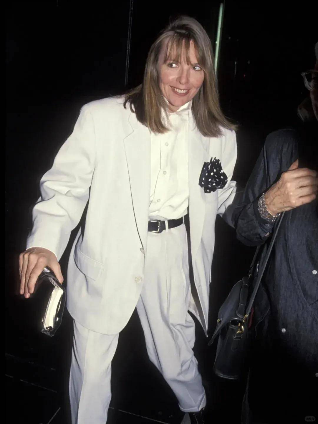 79岁奥斯卡影后离世<strong></p>
<p>瑞波币今日行情</strong>,她是男神收割机,松弛中性风穿搭鼻祖