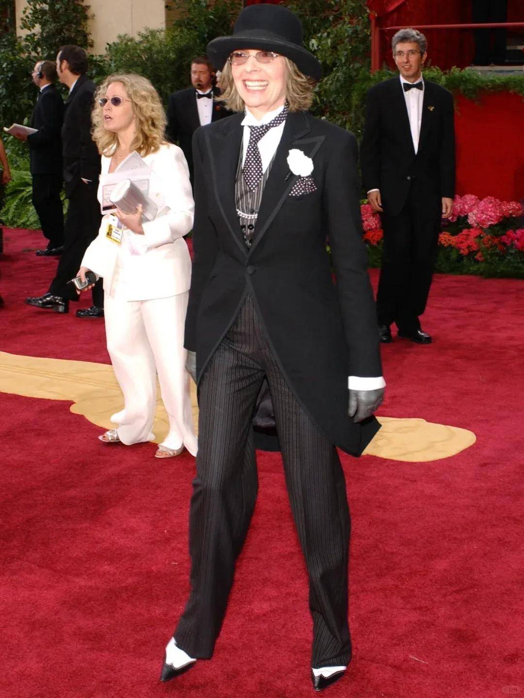 79岁奥斯卡影后离世<strong></p>
<p>瑞波币今日行情</strong>,她是男神收割机,松弛中性风穿搭鼻祖