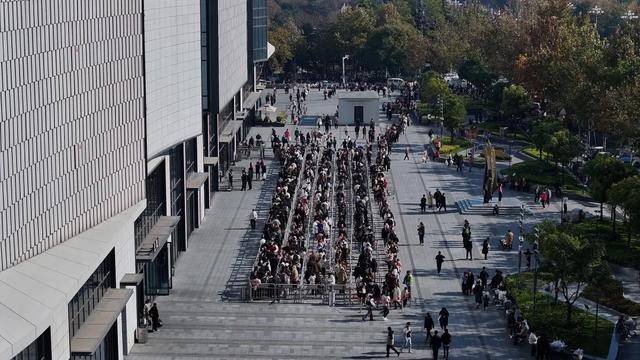 账上躺了41亿<strong></p>
<p>瑞波币今日行情</strong>,于东来烦恼人太多