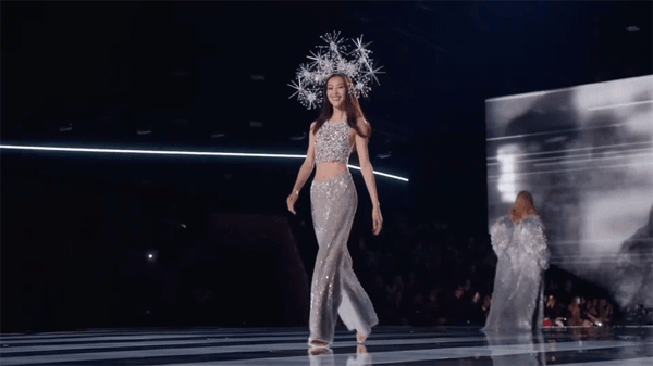 超模均龄30+、不要性感要多元<strong></p>
<p>瑞波币</strong>,维秘秀还有新鲜感吗?