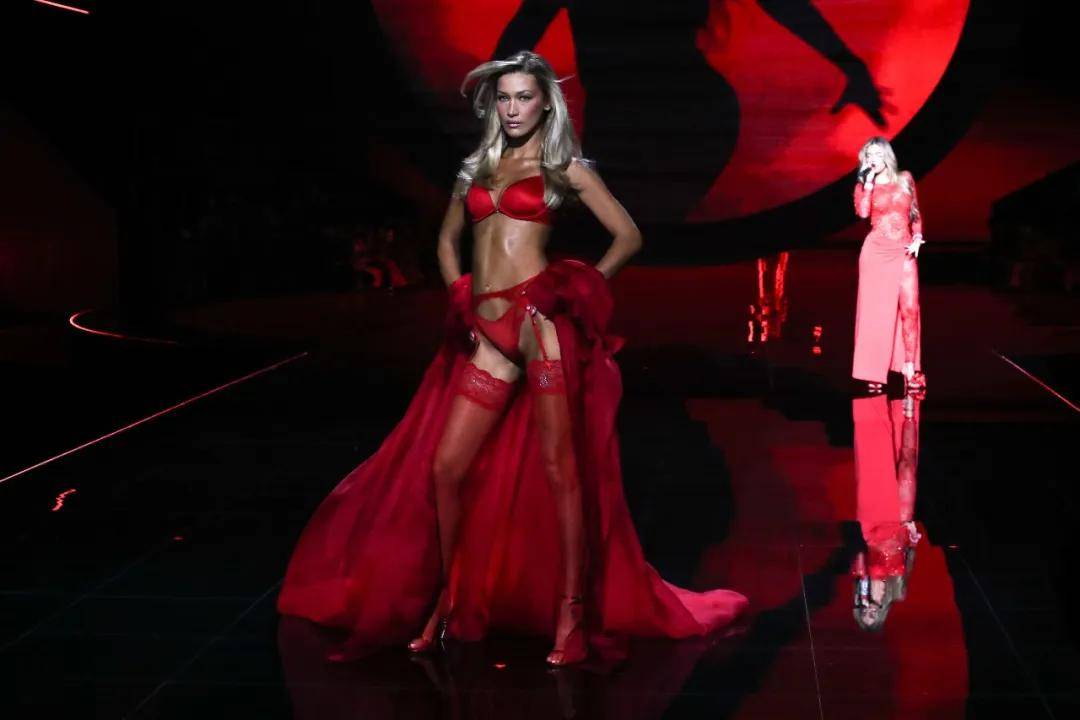 超模均龄30+、不要性感要多元<strong></p>
<p>瑞波币</strong>,维秘秀还有新鲜感吗?