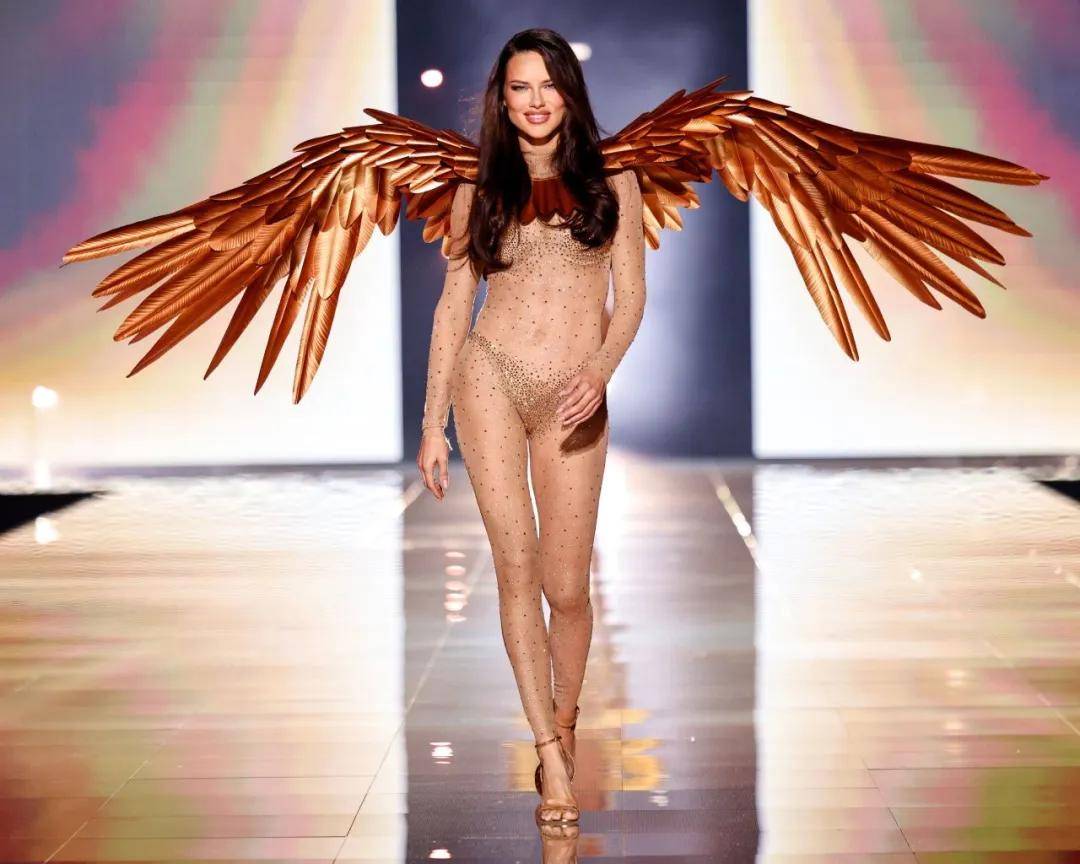 超模均龄30+、不要性感要多元<strong></p>
<p>瑞波币</strong>,维秘秀还有新鲜感吗?