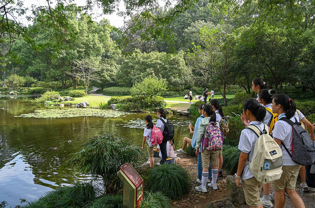 多地中小学生“喜提”5天秋假<strong></p>
<p>瑞波币最新消息</strong>,用孩子拉动消费能如愿吗?