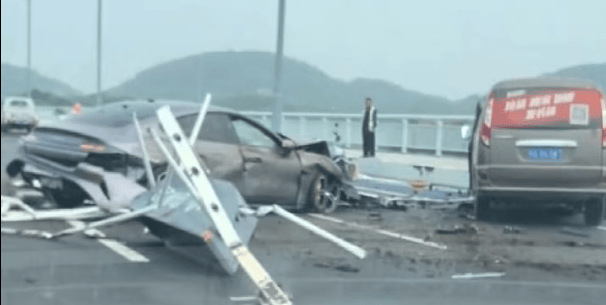 车轮飞滚十余米!武汉小米SU7断轴撞护栏<strong></p>
<p>瑞波币今日行情价格</strong>,一月内两起脱落事故,官方回应仍含糊