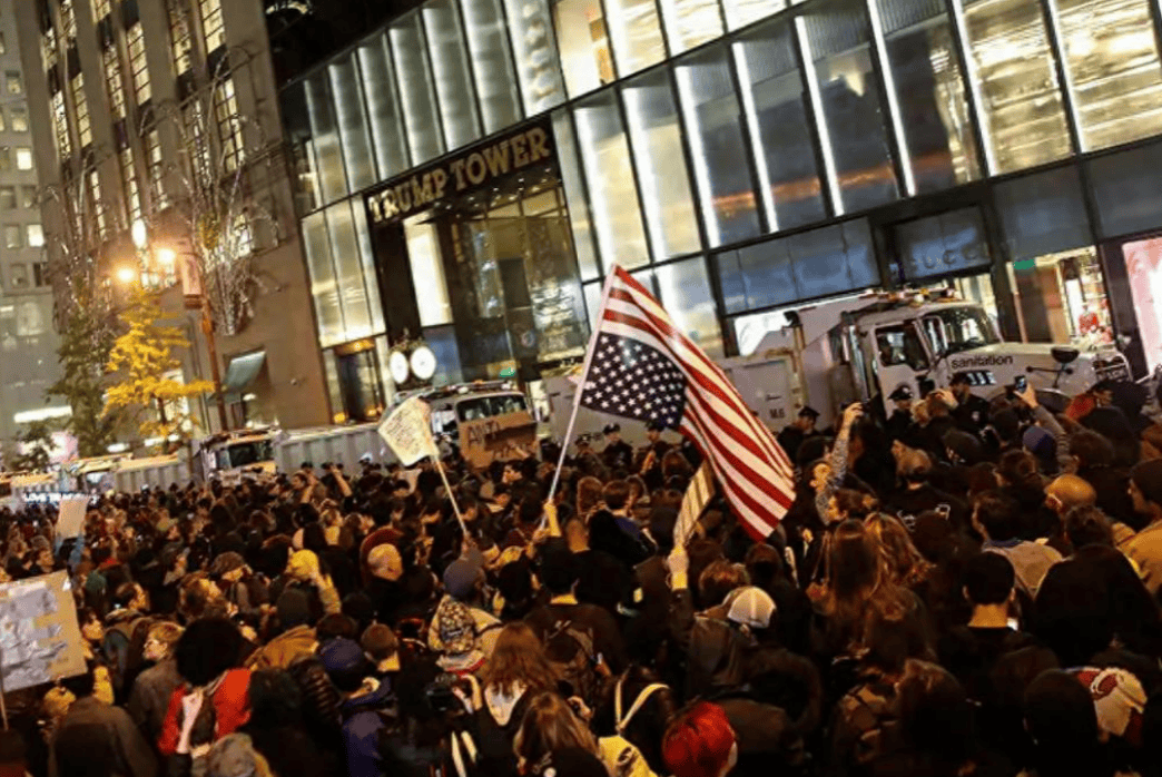 全美50州揭竿而起<strong></p>
<p>瑞波币行情</strong>,要求特朗普立刻下台,中国这一招美国招架不住