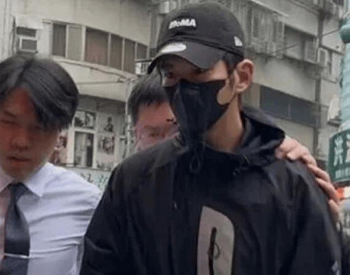 演员贾静雯回应修杰楷被拘提:震惊不已<strong></p>
<p>瑞波币行情</strong>,孩子目睹父亲被上铐受惊吓