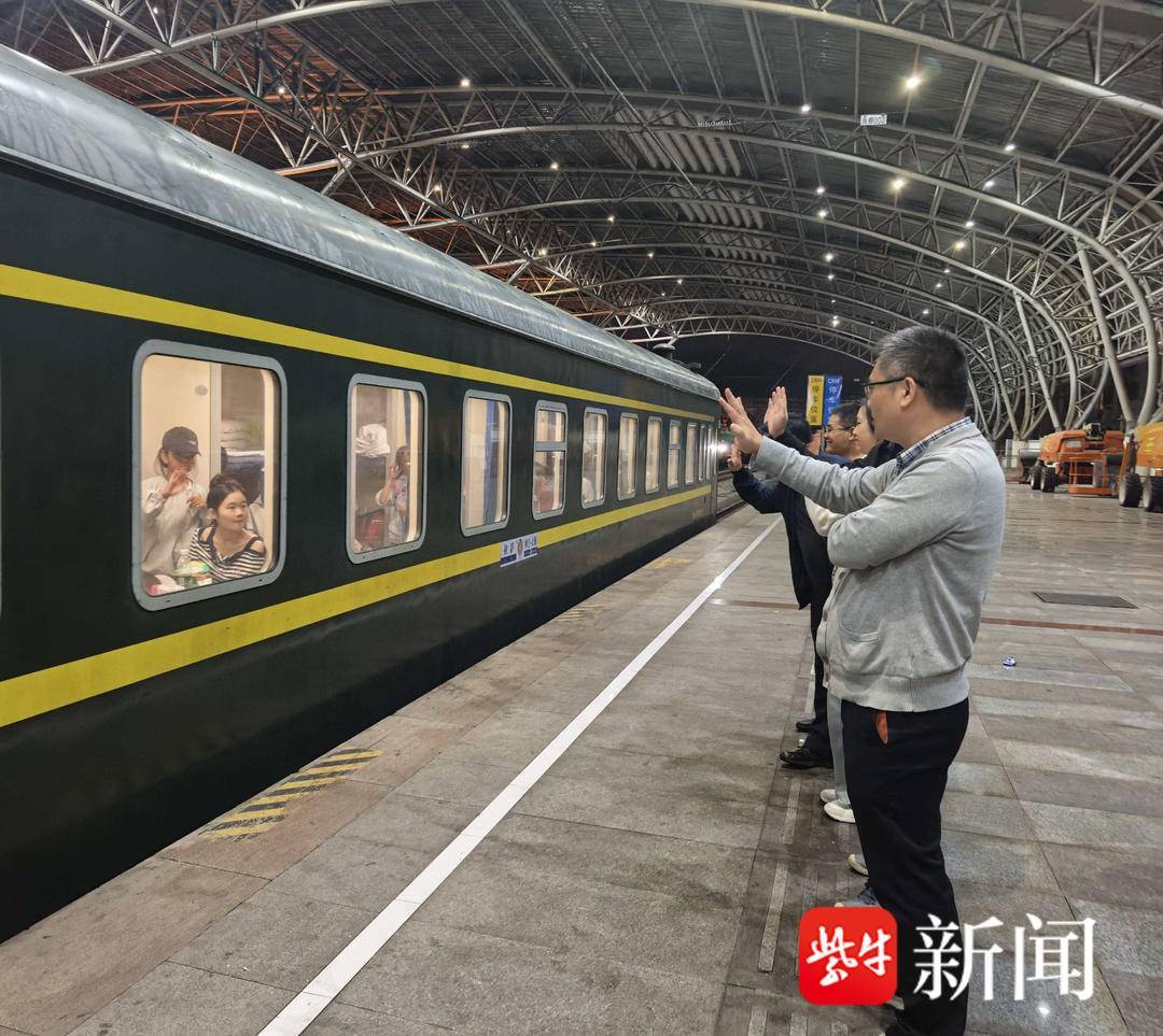 “叔叔是江苏的<strong></p>
<p>瑞波币今日价格</strong>,将来一定带你们去看看!”镇江警官不忘承诺,四次组织近百名藏区学子来苏研学