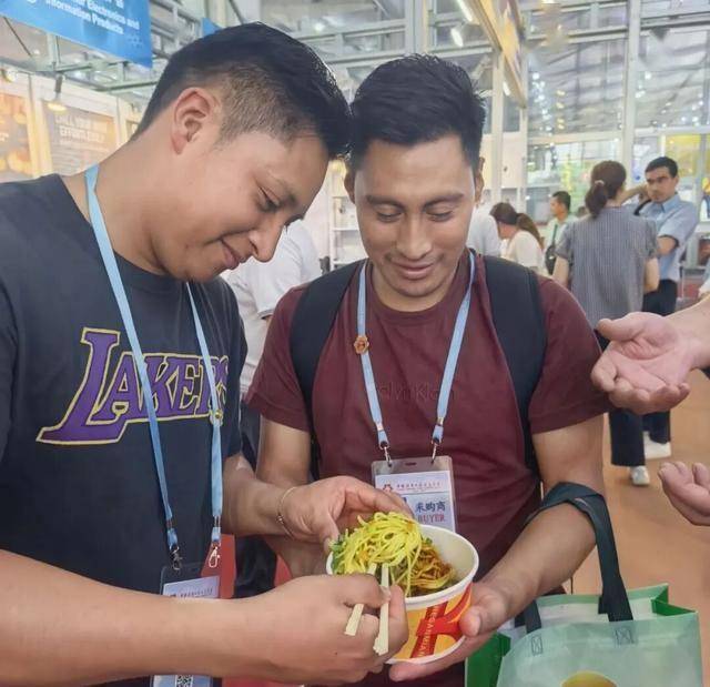 武汉即将量产<strong></p>
<p>瑞波币今日价格</strong>!不少人赶来排队尝鲜