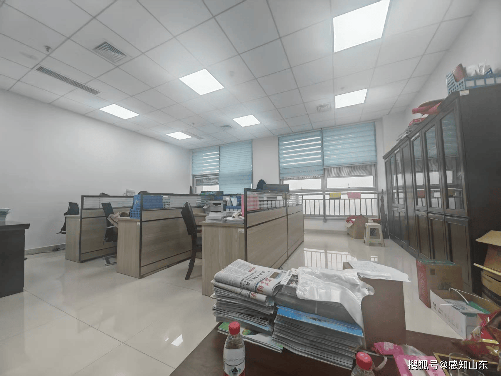 山东东营市一镇政府大楼过于“气派”被质疑超标准<strong></p>
<p>瑞波币今日价格行情</strong>,镇政府回应:非自建,只租7层