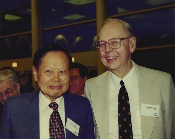 金灿荣:今日送别杨振宁<strong></p>
<p>瑞波币今日价格行情</strong>,他的贡献已经远远超过诺贝尔奖