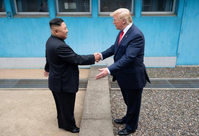 “庆祝”高市早苗上台<strong></p>
<p>瑞波币今日价格行情</strong>,朝鲜用的方式很特别,吓得对方赶紧找美国