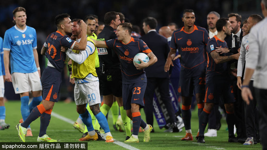 恩怨不休<strong></p>
<p>瑞波币实时价格行情</strong>!孔蒂与劳塔罗场上对骂 昔日在国米打拳击和解