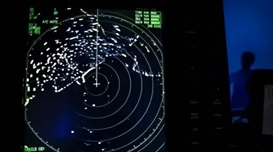 近日曝光!中国用一辆吉普车虚拟10万吨航母<strong></p>
<p>瑞波币今日行情价</strong>,南海戏耍美军侦察机