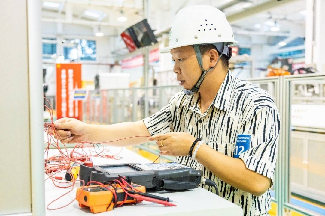 上海机器人系统运维选手集训有序推进<strong></p>
<p>瑞波币今日行情价</strong>,“破阵”指日可待