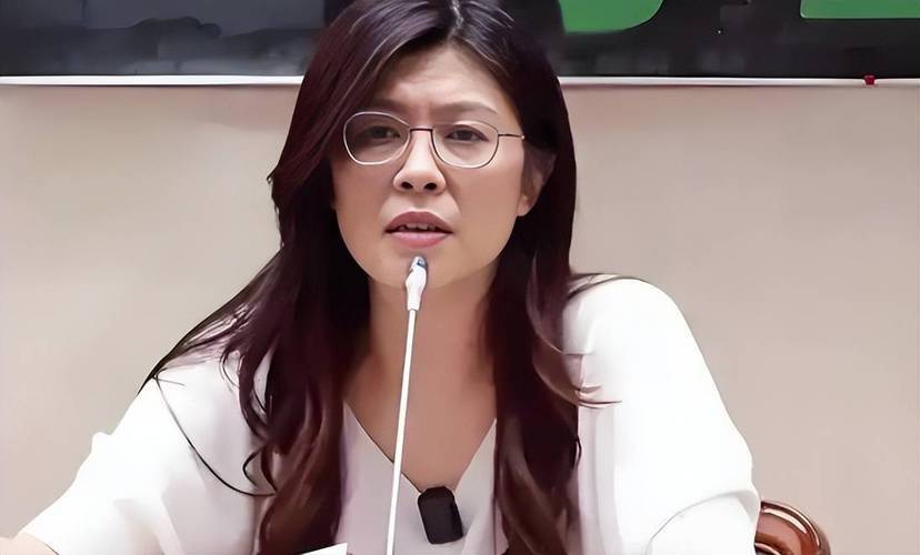 两岸和平统一还远吗?登机赴京前<strong></p>
<p>瑞波币价格</strong>,郑丽文公布人事名单,朱立伦回应特殊,不准打破惯例!