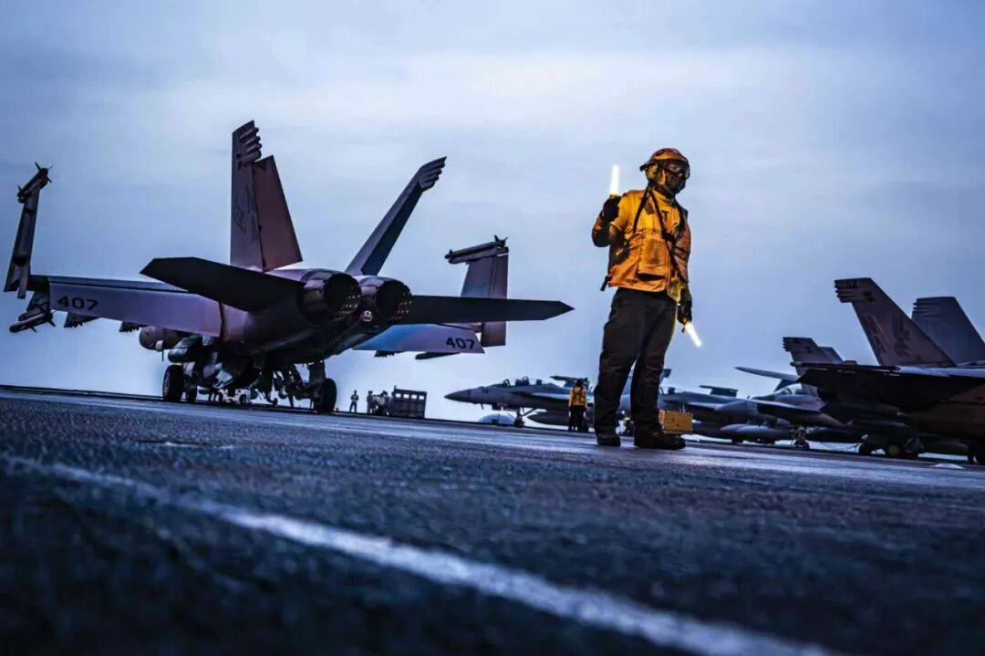 美海军在南海连摔两架飞机<strong></p>
<p>瑞波币价格</strong>,因电磁攻击?中国军号发文