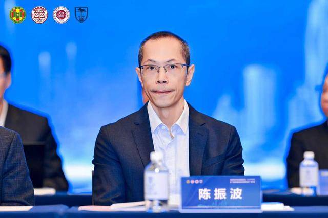 构建中国特色法学教育体系<strong></p>
<p>瑞波币价格</strong>,这场高规格学术研讨会在深圳举办