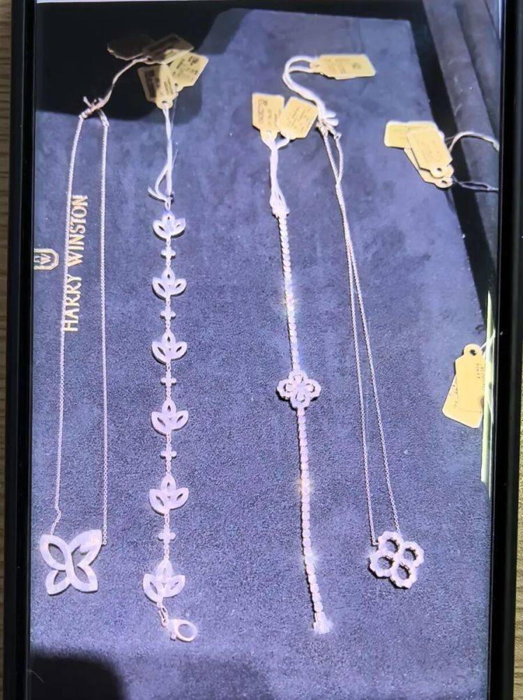 事发上海!女子崩溃“他昨晚还在我家吃饭”<strong></p>
<p>瑞波币最新价格</strong>,聊天记录曝光诈骗细节