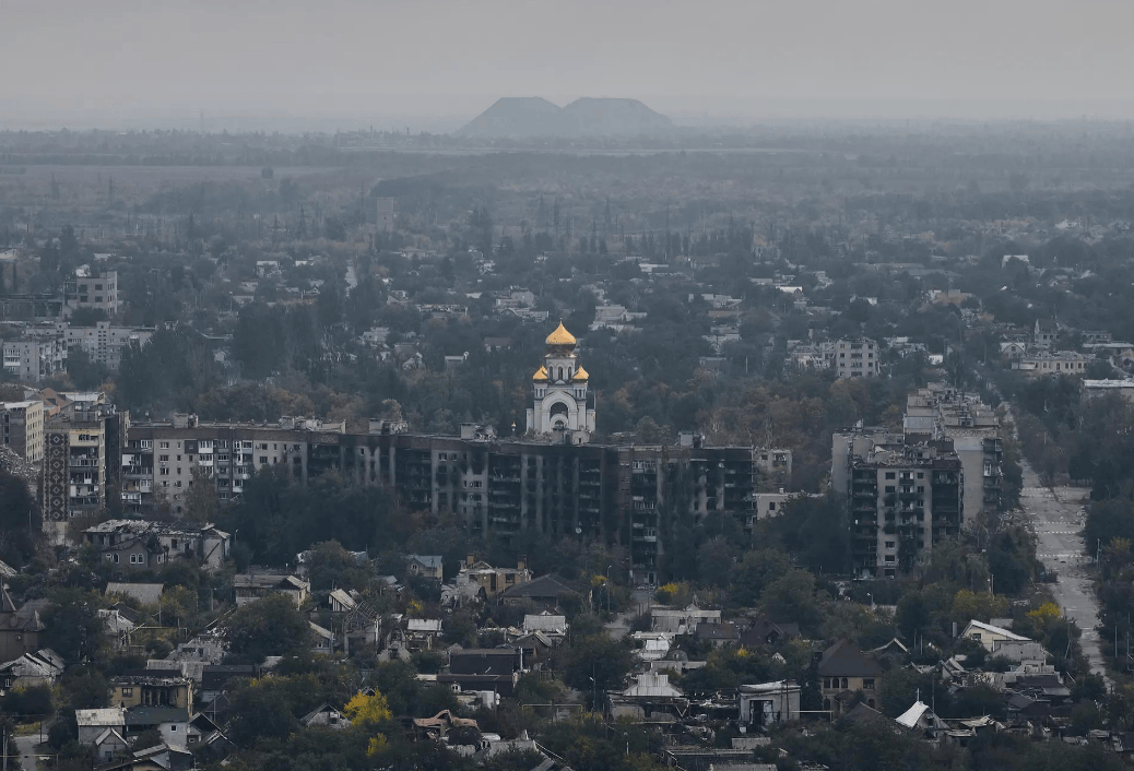 红军城移交前夜<strong></p>
<p>瑞波币价格今日行情</strong>,乌克兰宣布开辟新战线,主动反攻击溃俄军攻势