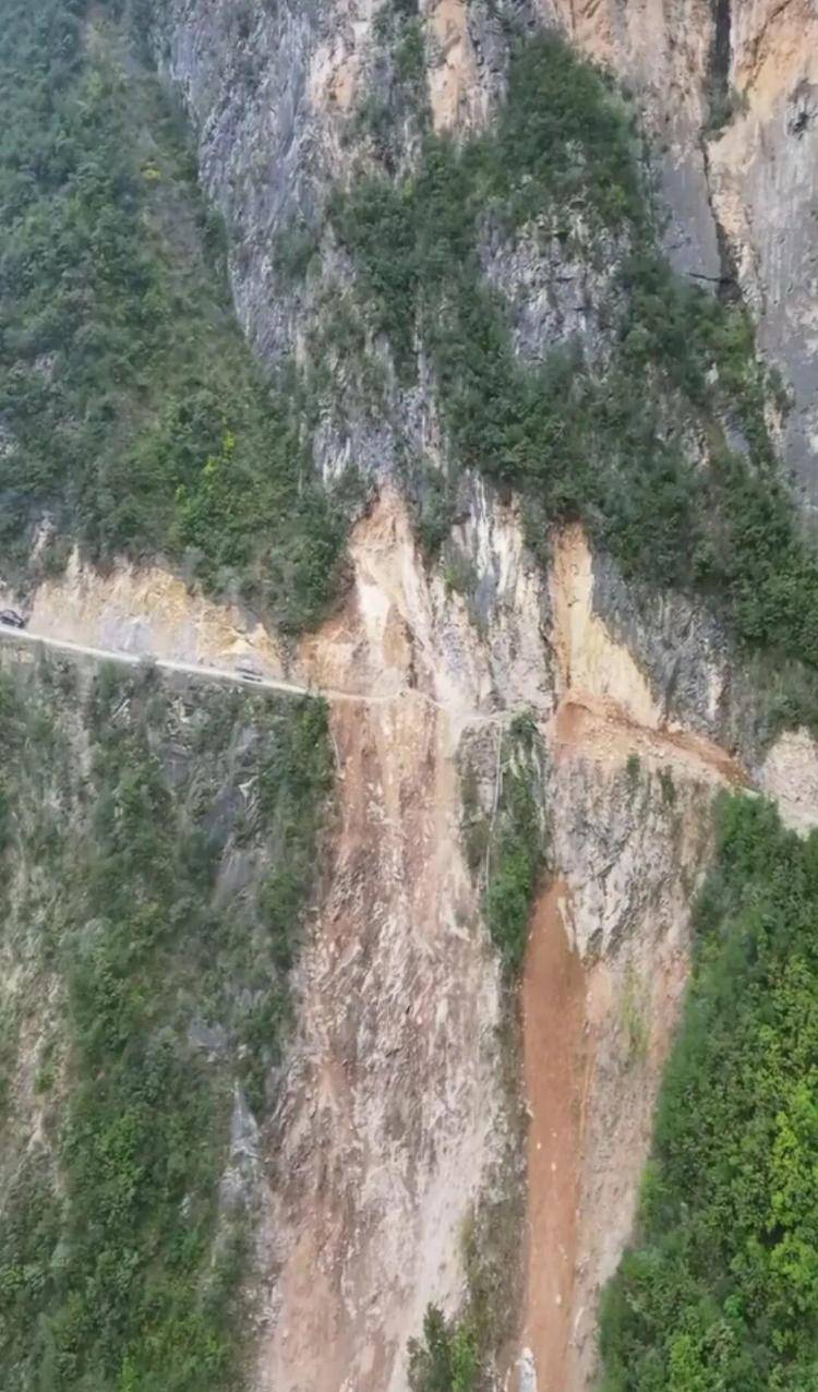 重庆网红“挂壁公路”垮塌<strong></p>
<p>泰达币今日价格</strong>,附近村民外出绕行已半月盼修复,当地:已完成排危,正在修