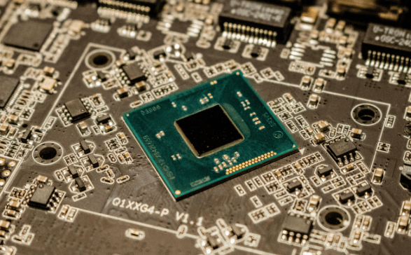 沉默一周后<strong></p>
<p>泰达币今日价格</strong>，荷兰开始报复！叫嚣对华断供核心部件，中方早有准备，轮到欧美企业先急了