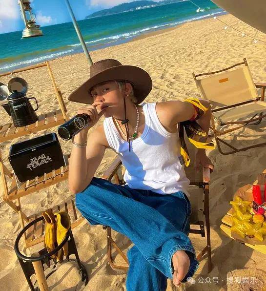 第三段婚姻亮红灯<strong></p>
<p>usdt泰达币</strong>?他不会又要离婚了吧......