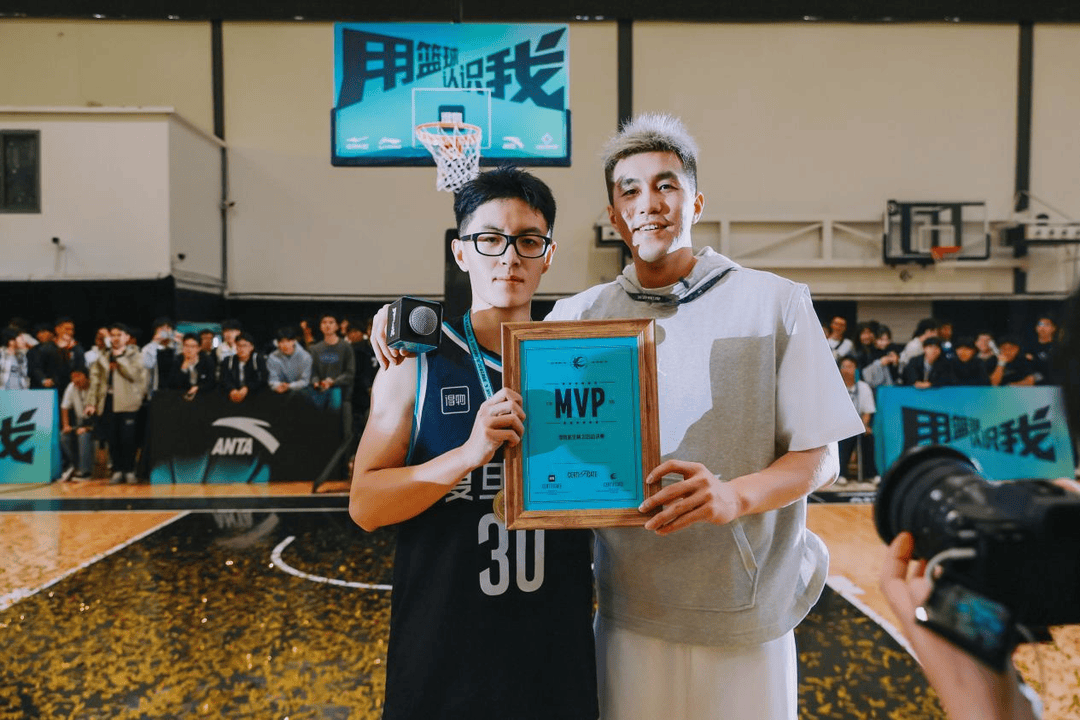 复旦、交大、同济等八大高校集结<strong></p>
<p>usdt泰达币</strong>,得物App“新生杯”篮球赛首战上海