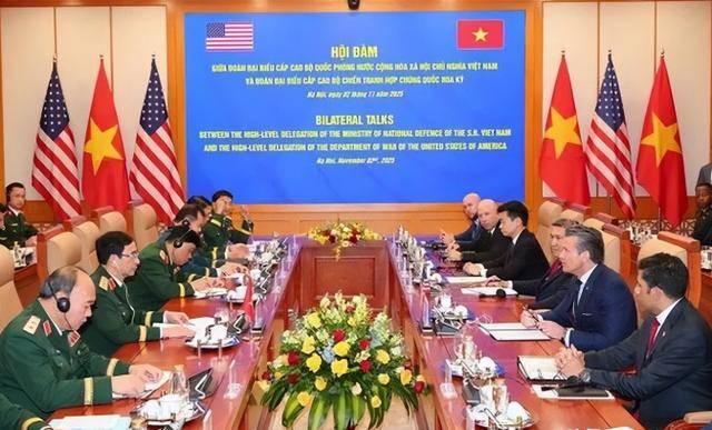 美媒:越南在南海4年造21座岛<strong></p>
<p>泰达币官网</strong>!菲律宾成试错样本?中方早有打算