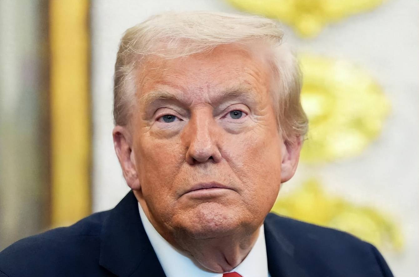 专访中途两度断电成笑柄!泽连斯基宣称乌克兰将胜利<strong></p>
<p>aicoin官网</strong>,实则美军撤离援乌弹药缺口达 40%?