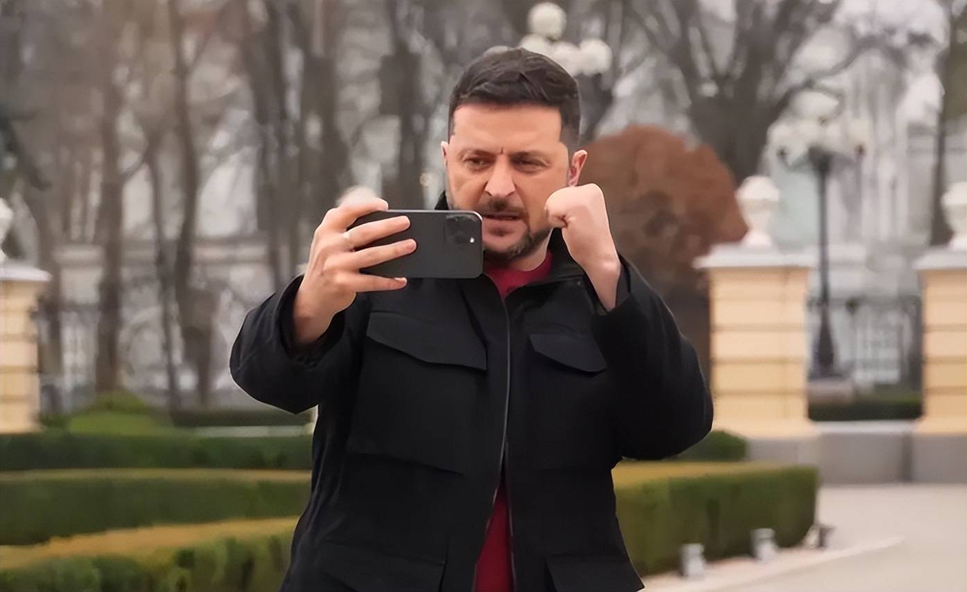 专访中途两度断电成笑柄!泽连斯基宣称乌克兰将胜利<strong></p>
<p>aicoin官网</strong>,实则美军撤离援乌弹药缺口达 40%?