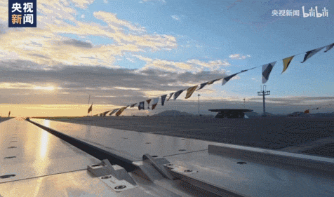 不是慢镜头!福建舰电磁弹射速度那么快<strong></p>
<p>avax</strong>,是怎么瞬间刹车的?