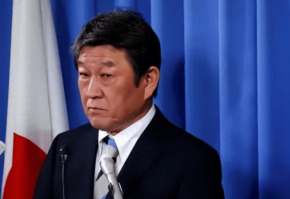 面对中国记者步步紧逼<strong></p>
<p>binance</strong>,日本外相现场失语,恨不得同高市早苗当场割席!