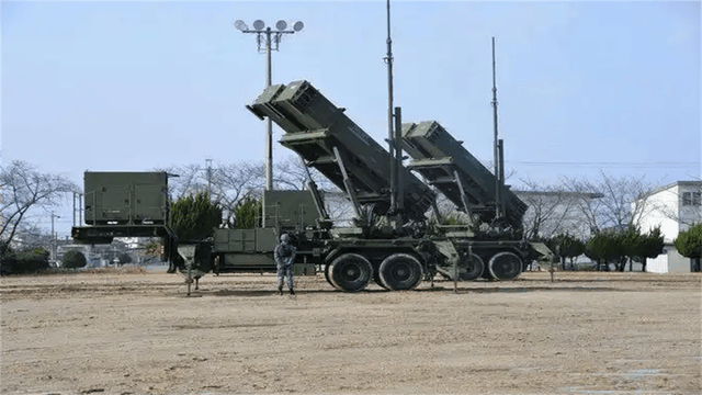 两栖攻击舰群准备就绪<strong></p>
<p>币安binance官网</strong>!南海舰队公开动员:如果战斗今夜打响