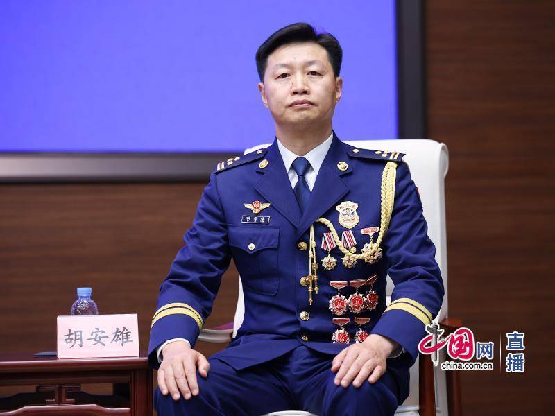 国家消防救援局透露新余“1·24”火灾救援细节：人员逃生受阻吸入大量浓烟后遇难，满地都是课本教材、还有几只跑丢的鞋子