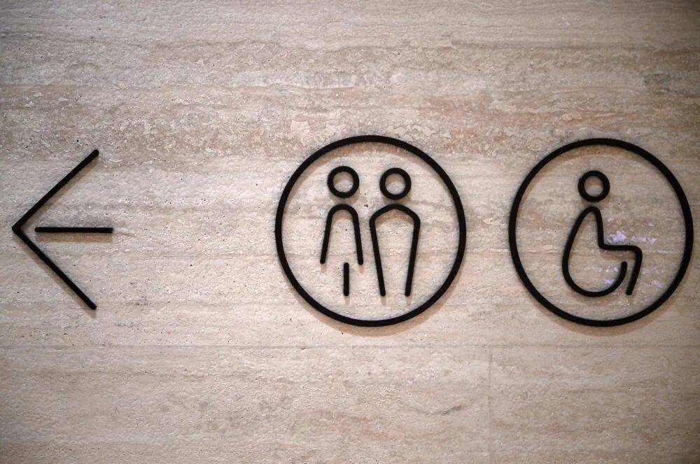 “我只想上个厕所<strong></p>
<p>币安binance官网</strong>,别考我了行不行!”