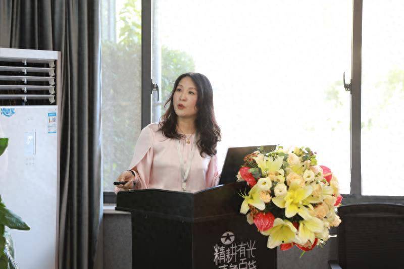 南通文峰“70后”女副总被留置!去年年薪超百万<strong></p>
<p>binance平台</strong>,公司前三季净利大跌75%