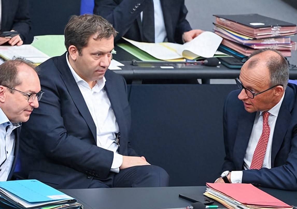 接连3天3个不受欢迎的人访华<strong></p>
<p>binance平台</strong>,释放出怎样的信号?