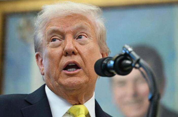 中美领导人刚通完电话<strong></p>
<p>Binance下载</strong>，特朗普一个电话打到东京，要亲自跟高市早苗谈谈，不道歉不行