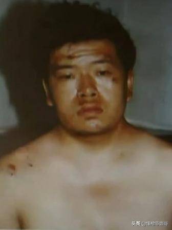 无间道？山西警察中队长抢运钞车<strong></p>
<p>Binance下载</strong>，被同事百发子弹乱枪击毙