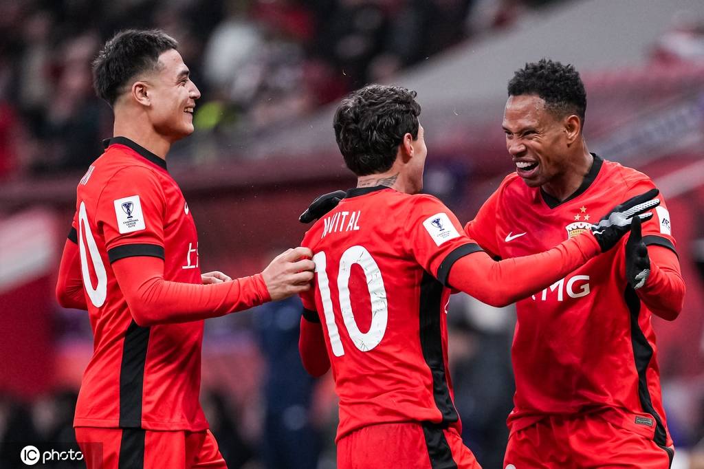 继续垫底<strong></p>
<p>Binance下载</strong>!亚冠-林皇2射1传维塔尔世界波 海港主场1-3首尔