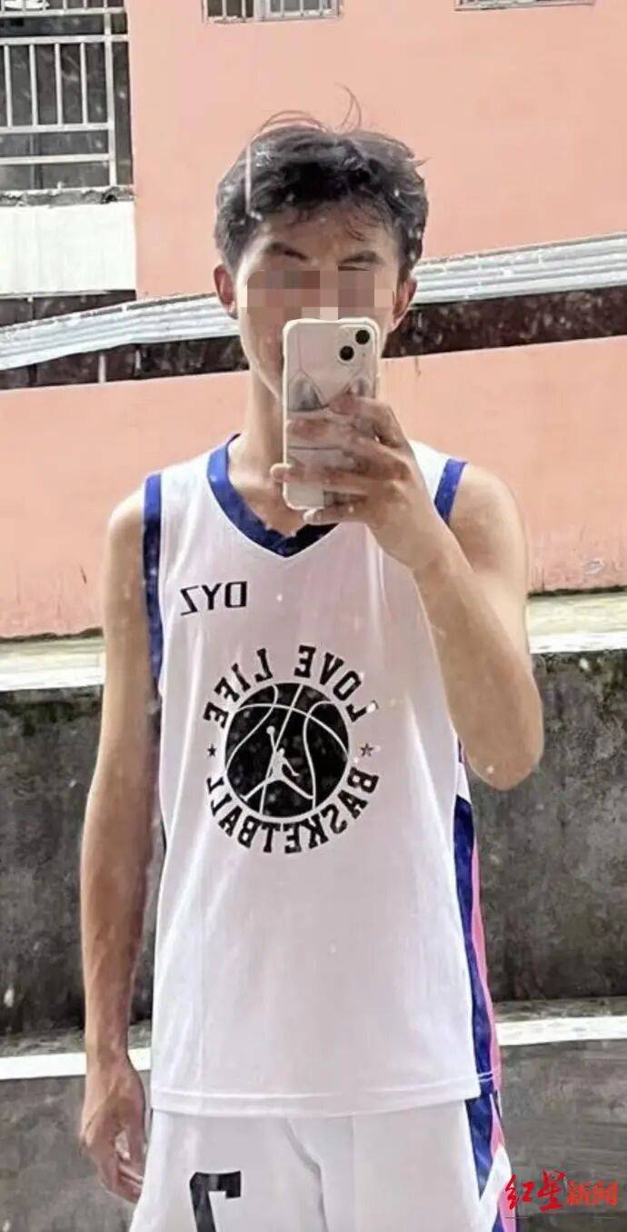 21岁小伙入职3个半月在宿舍猝死<strong></p>
<p>币安binance</strong>,未获工伤认定,家属质疑过劳死