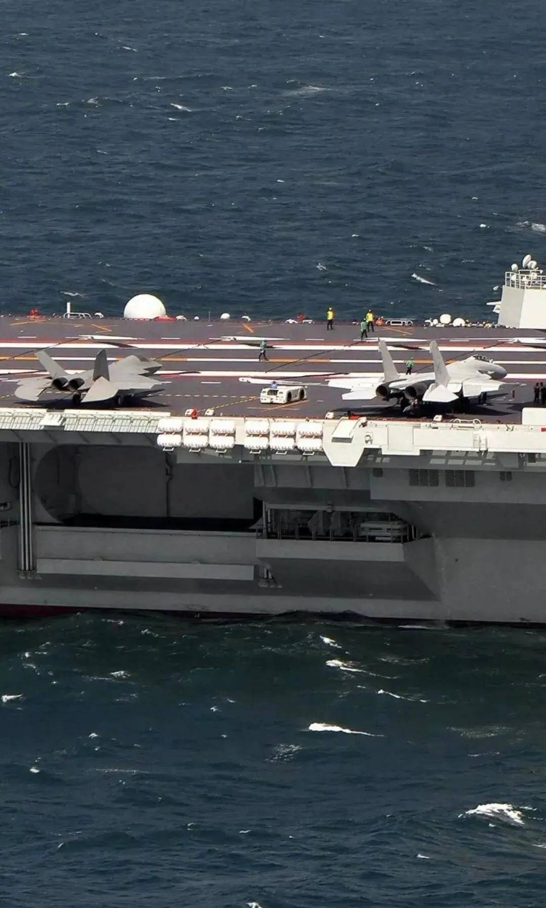 “福建”舰惊现神秘设备:堂堂航空母舰<strong></p>
<p>币安binance</strong>,安装鱼雷发射管想干啥?