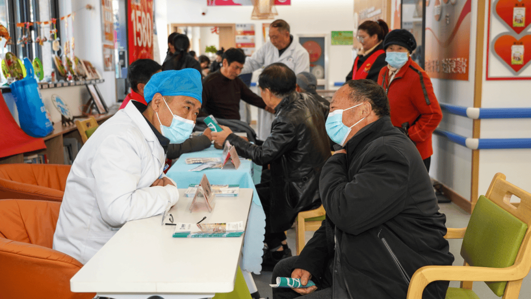 不出一刻钟<strong></p>
<p>币安binance</strong>!家门口解锁……