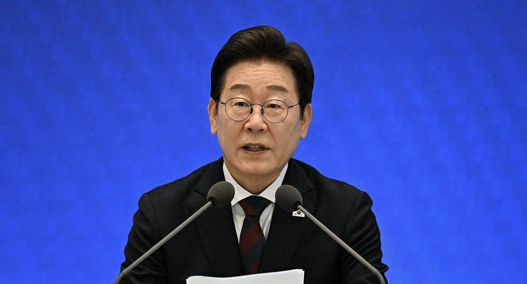 李在明登上访华飞机前<strong></p>
<p>币安binance</strong>,解放军意外划设落弹区,位置极为特殊,韩国或成最大赢家?