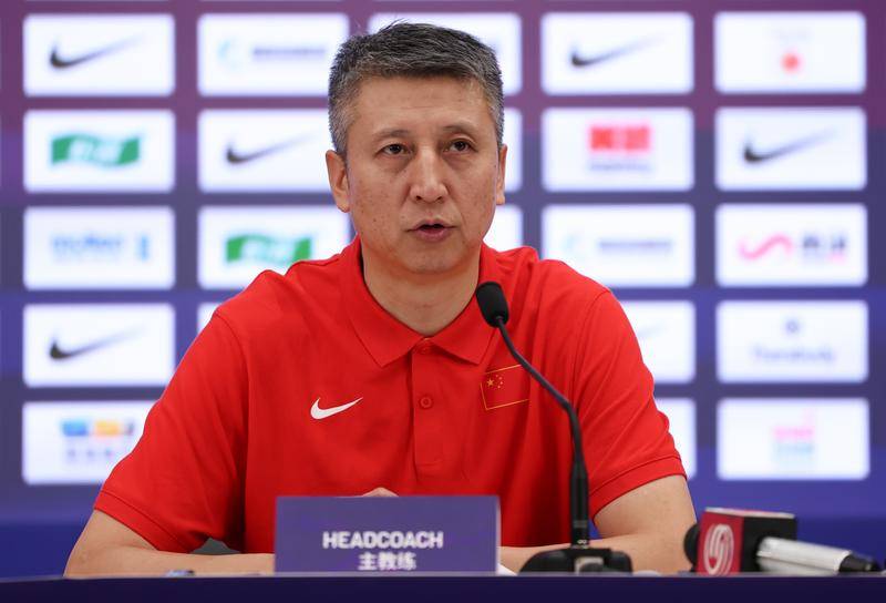 中国男篮备战韩国 郭士强：三将回归提升球队实力