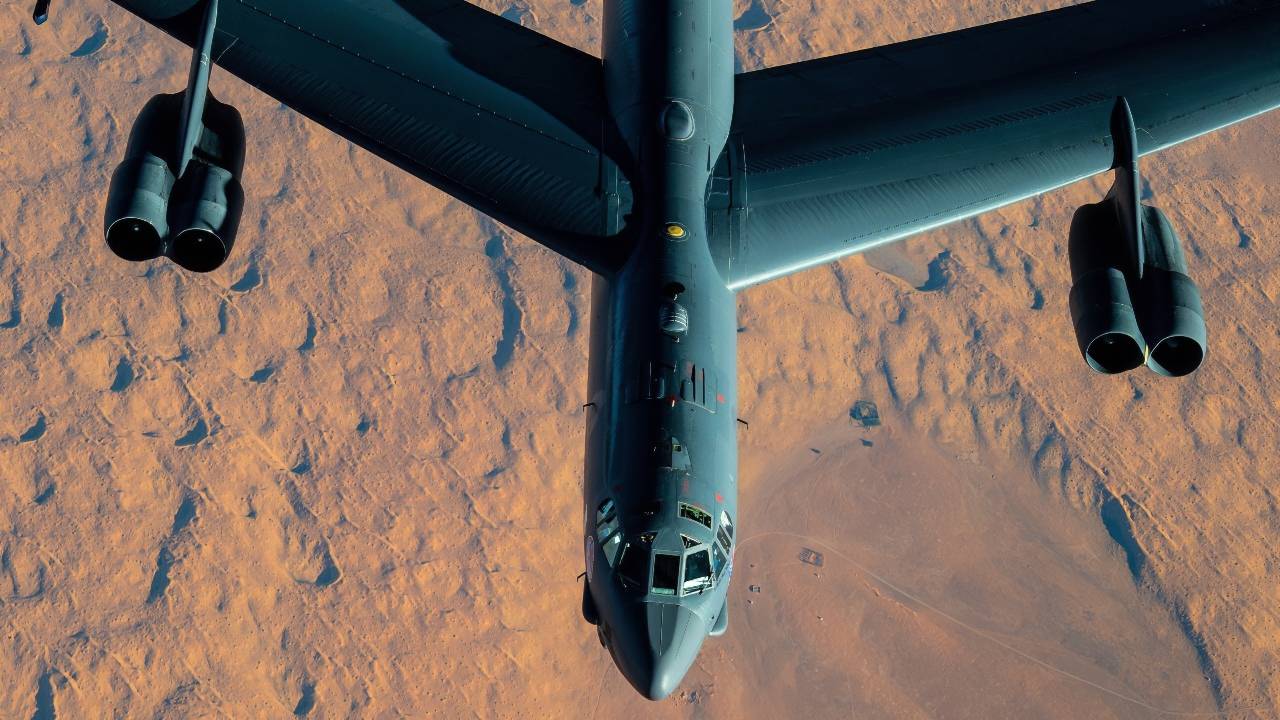 美媒:想让B-21深入中俄腹地<strong></p>
<p>bnb价格</strong>,自由出入肆意轰炸,100架远远不够