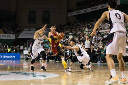 中国男篮世预赛遭连败<strong></p>
<p>eos价格今日行情</strong>,依然有很大机会继续世预赛之旅