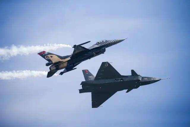 我们落后了?土耳其完成“世界首次无人机发射空空弹”<strong></p>
<p>eos币</strong>,性能如何